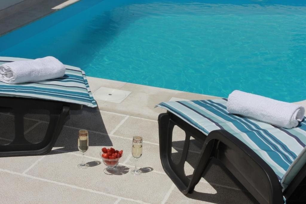 Holiday House Pine Tree Nerezisca المظهر الخارجي الصورة