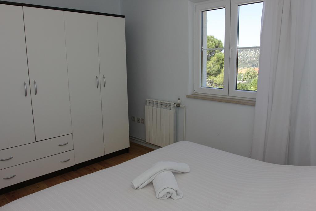Holiday House Pine Tree Nerezisca المظهر الخارجي الصورة