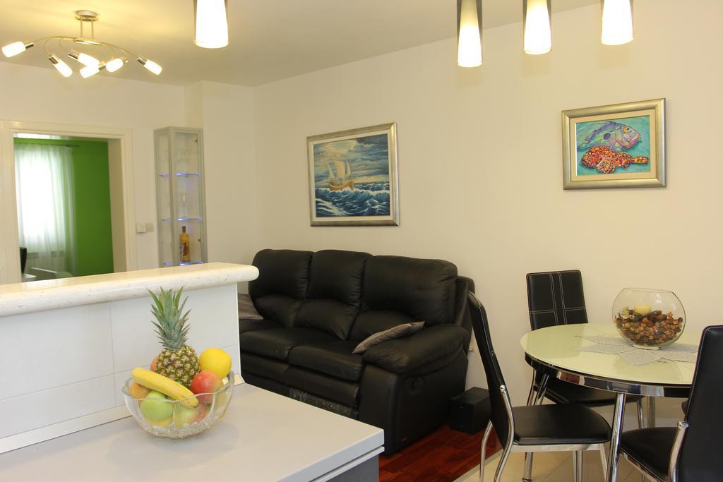Holiday House Pine Tree Nerezisca المظهر الخارجي الصورة